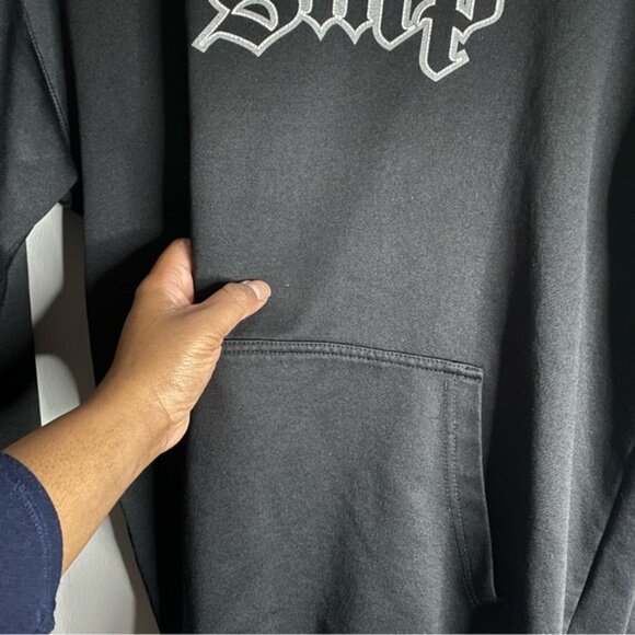 SMP Men's Black Graphic Relaxed Fit Sweatshirt Hoodie - Picture 10 of 10